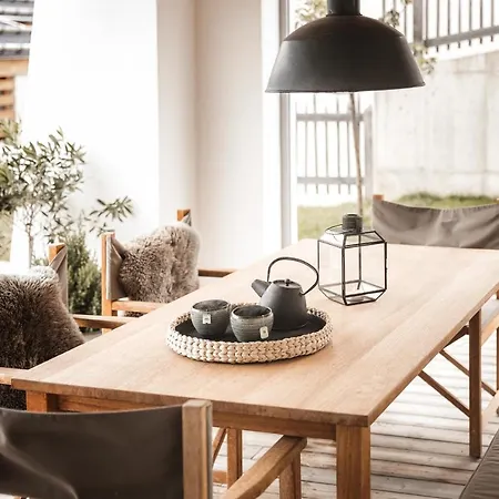 Chesa Muntanella Apartment *