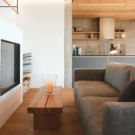 Apartment Chesa Muntanella