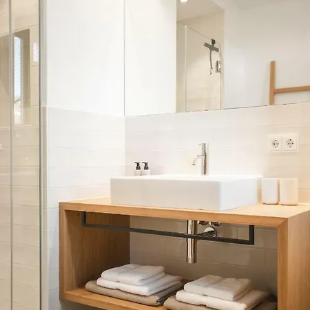 Chesa Muntanella فس