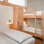 Chesa Muntanella Фис